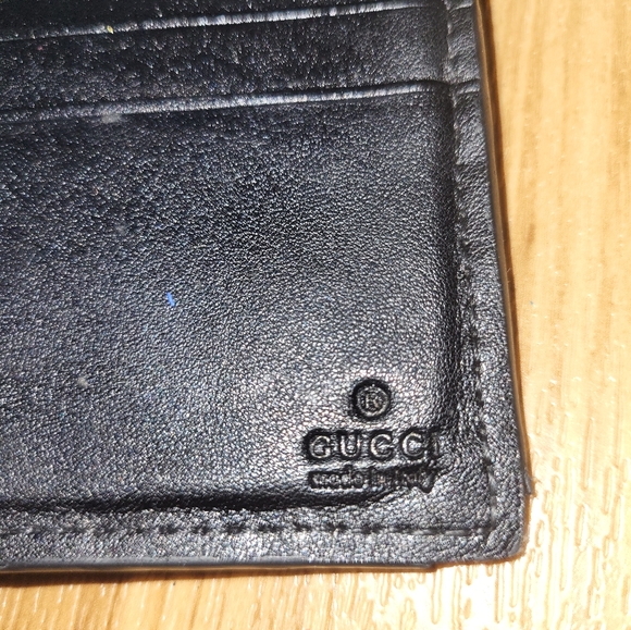 Authentic Gucci signature wallet - Picture 6 of 14